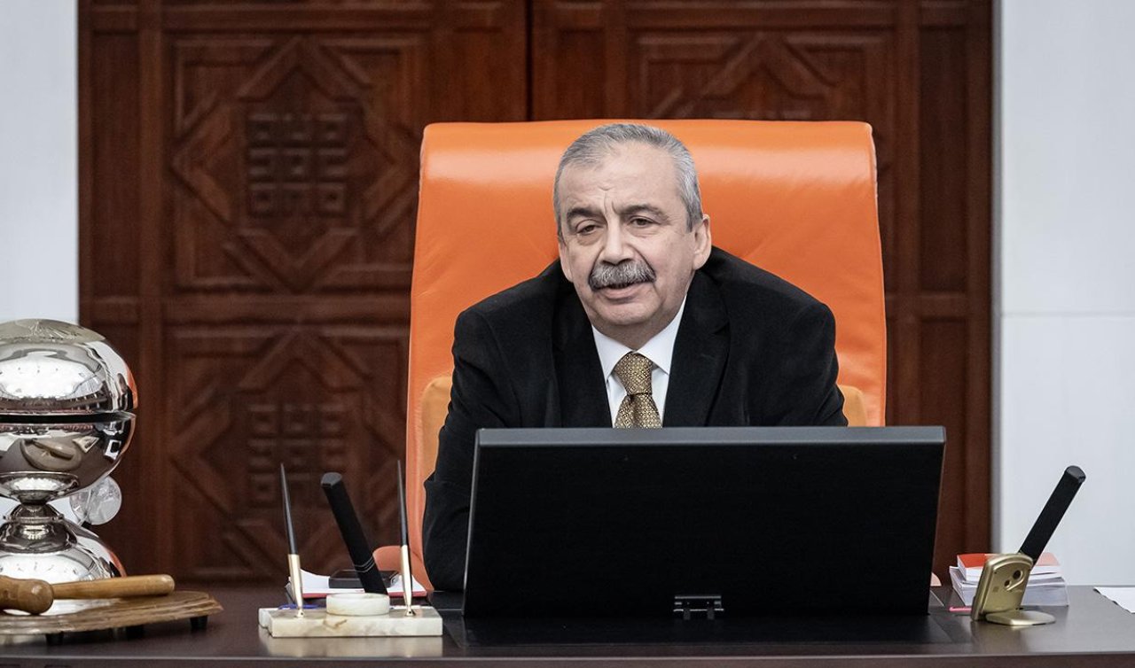 Sırrı Süreyya Önder yoğun bakıda! Hayati tehlikesi sürüyor